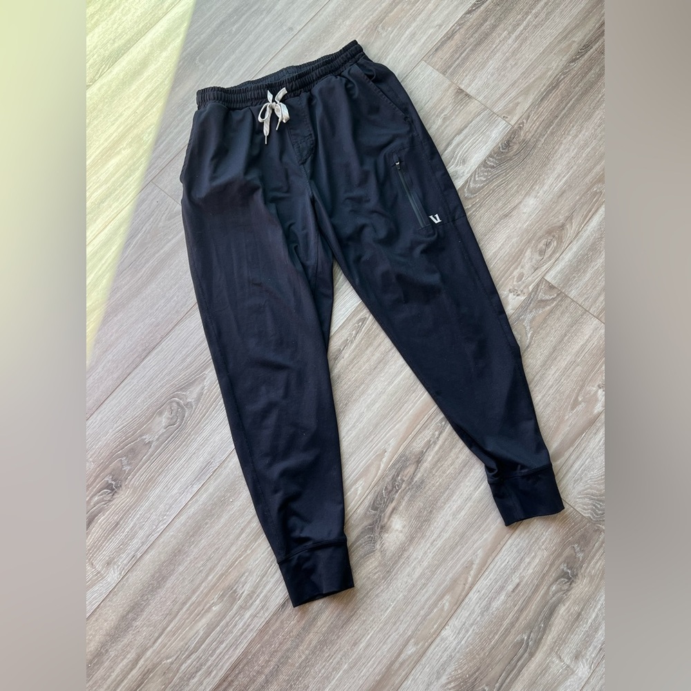 Vuori Sunday Performance Jogger, Size Medium, Black